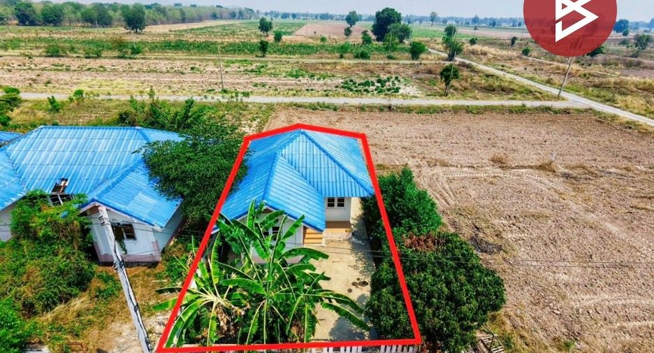 For sale 2 bedrooms house in Noen Kham, Chainat