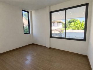 出租 5 卧室 独立屋 在 Chatuchak, 曼谷