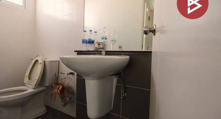 For sale 3 ベッドルーム townhouse in Mueang Samut Prakan, Samut Prakan