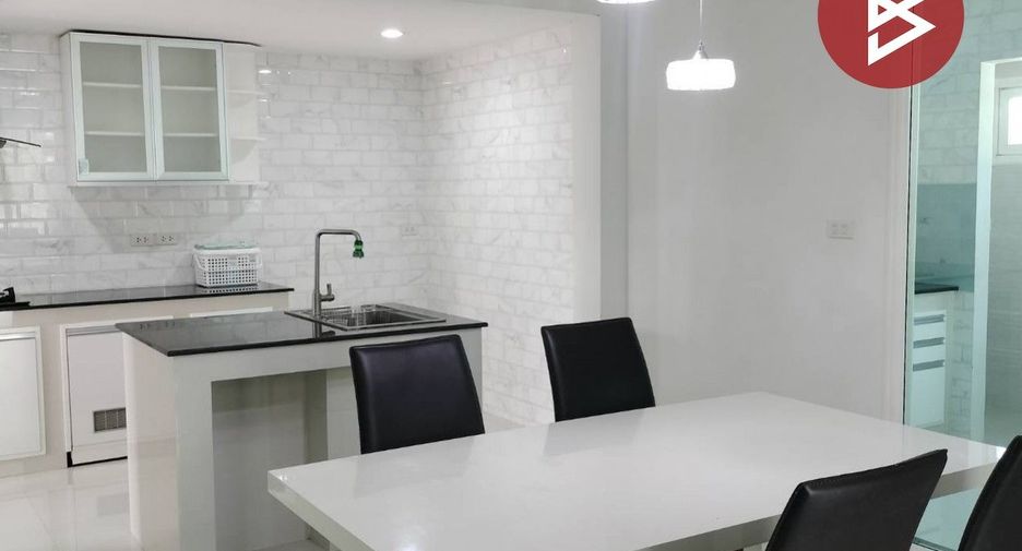 For sale 3 bedrooms house in Mueang Phitsanulok, Phitsanulok