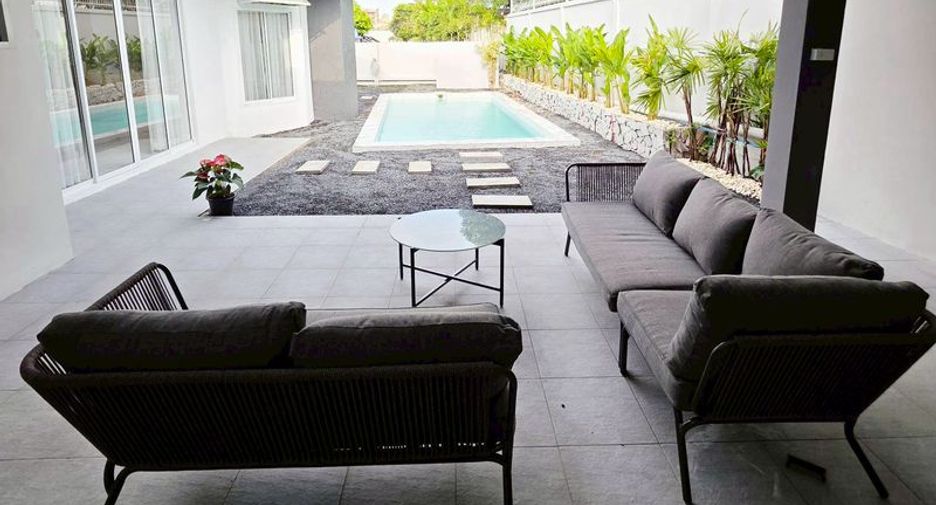 Villa en venta de 4 habitaciones en Bang Lamung, Chonburi