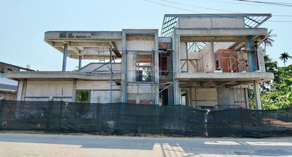 Продажа 4 спальни дом в Самуи, Сураттани