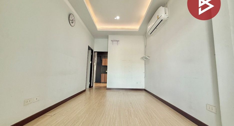出售 2 卧室 联排别墅 在 Krathum Baen, Samut Sakhon