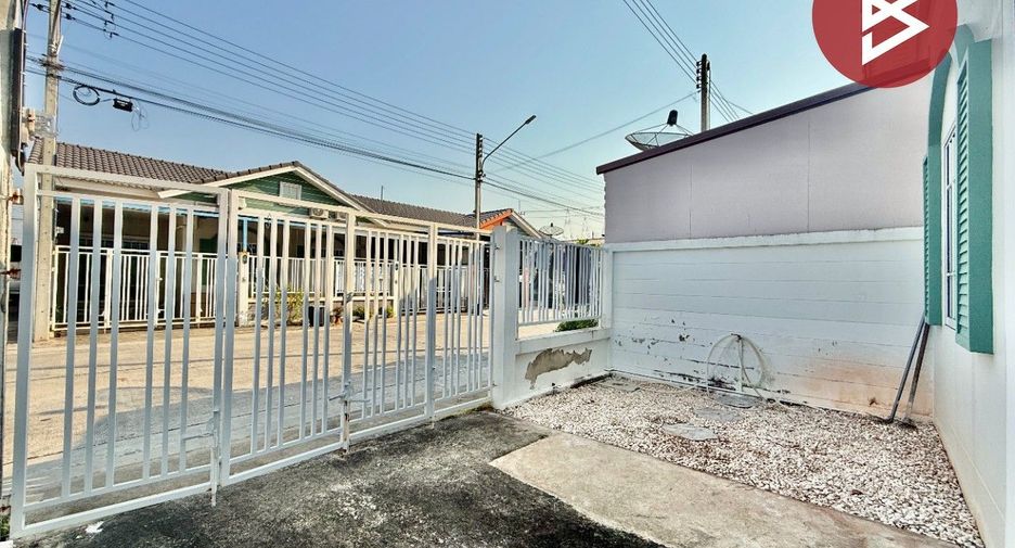 出售 2 卧室 联排别墅 在 Krathum Baen, Samut Sakhon