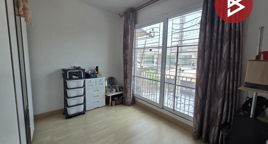 For sale 3 bedrooms townhouse in Bang Phli, Samut Prakan