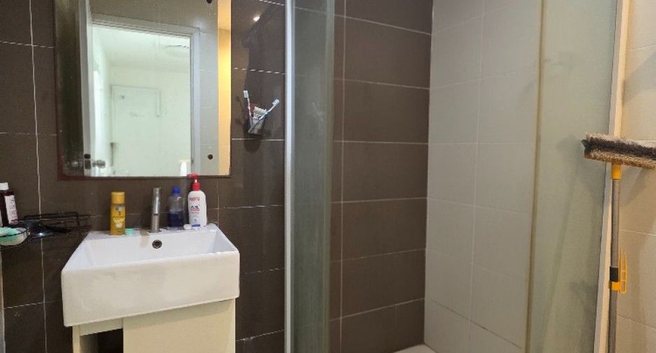 For sale 3 bedrooms townhouse in Bang Phli, Samut Prakan