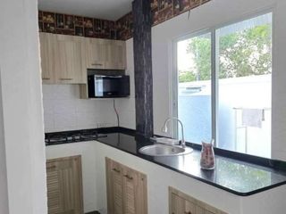 Casa en alquiler de 3 habitaciones en Bang Lamung, Chonburi