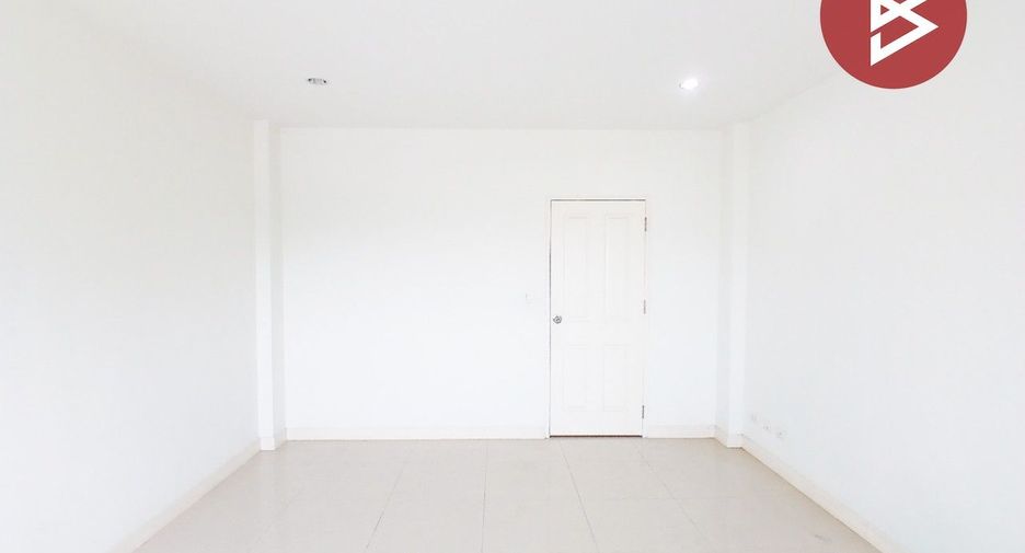 ขาย 2 ห้องนอน พื้นที่ค้าปลีก ใน ลาดกระบัง, กรุงเทพฯ