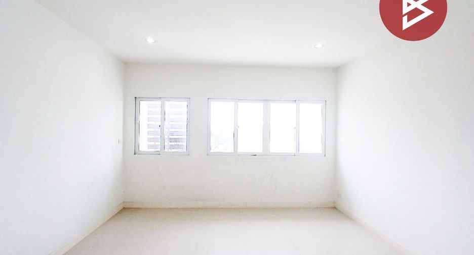 ขาย 2 ห้องนอน พื้นที่ค้าปลีก ใน ลาดกระบัง, กรุงเทพฯ