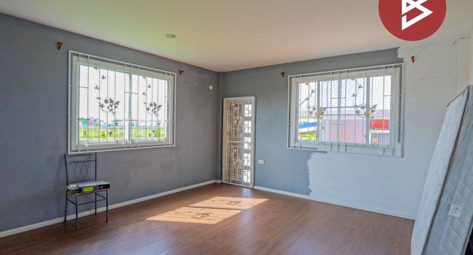À vendre 3 chambres maison à Phra Samut Chedi, Samut Prakan