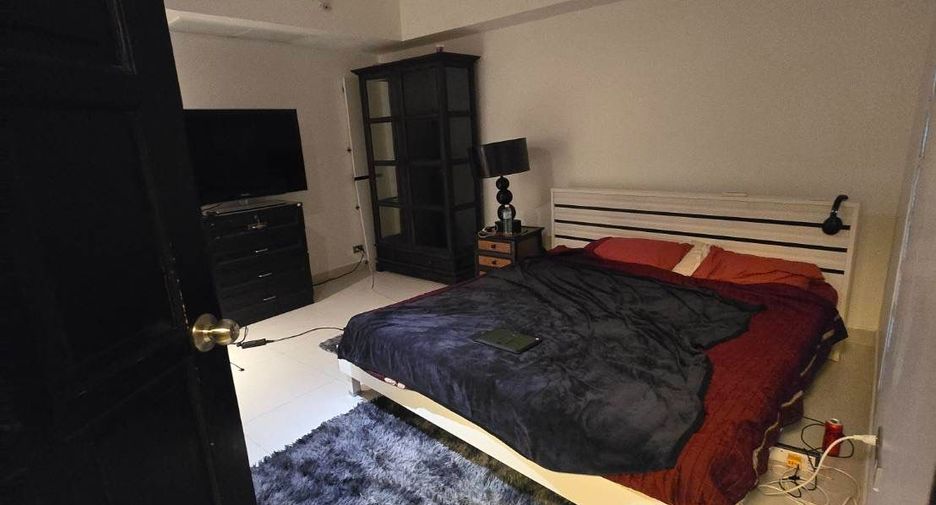 For rent 3 bedrooms condo in Bang Lamung, Chonburi