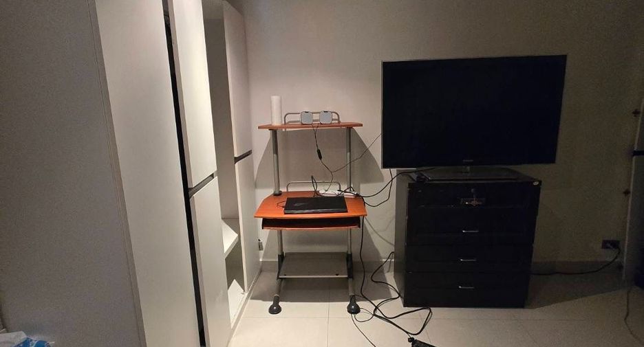 For rent 3 bedrooms condo in Bang Lamung, Chonburi