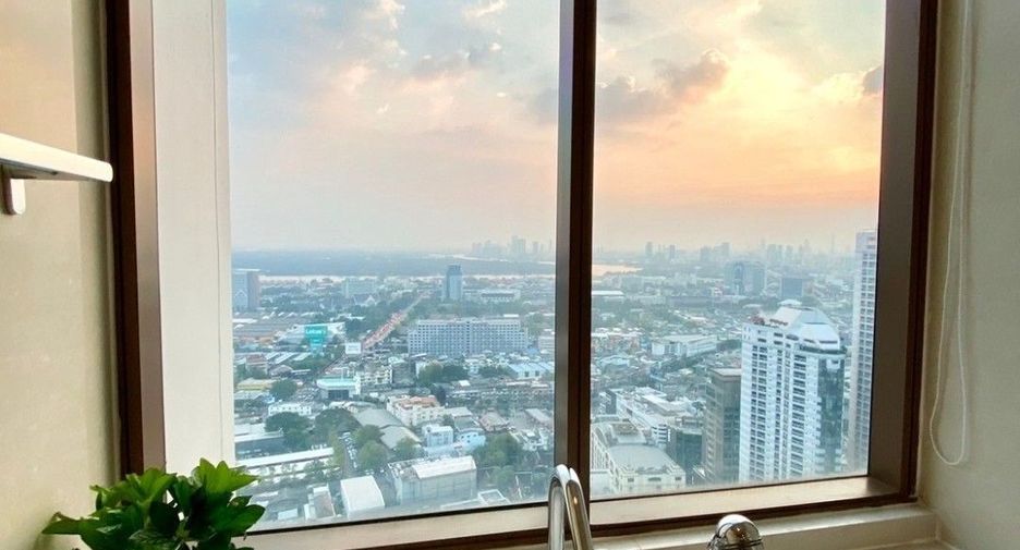For rent 1 bed condo in Khlong Toei, Bangkok