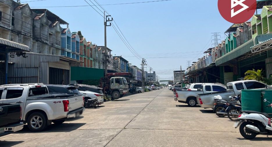 For sale 2 bedrooms retail Space in Bang Phli, Samut Prakan