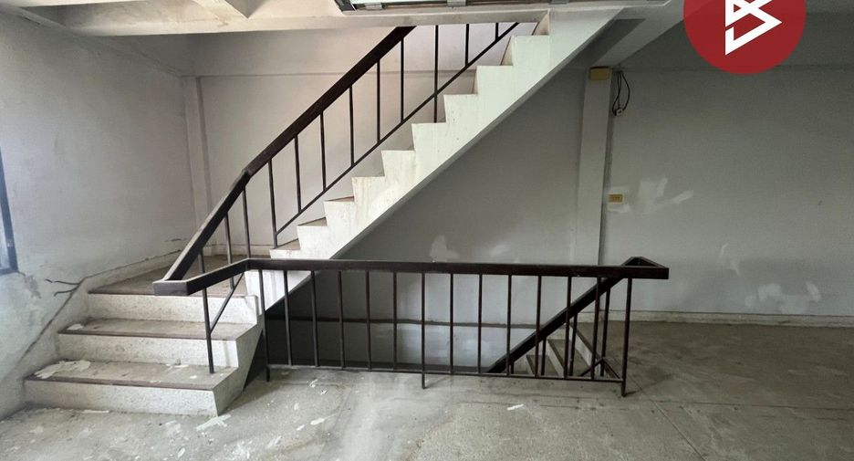 For sale 2 bedrooms retail Space in Bang Phli, Samut Prakan