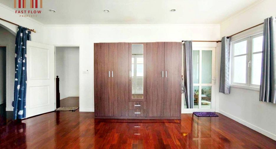 Haus zum Kauf mit 3 Zimmer in Thanyaburi, Pathum Thani