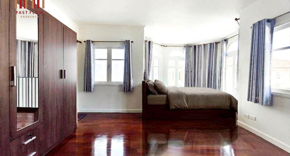 Haus zum Kauf mit 3 Zimmer in Thanyaburi, Pathum Thani