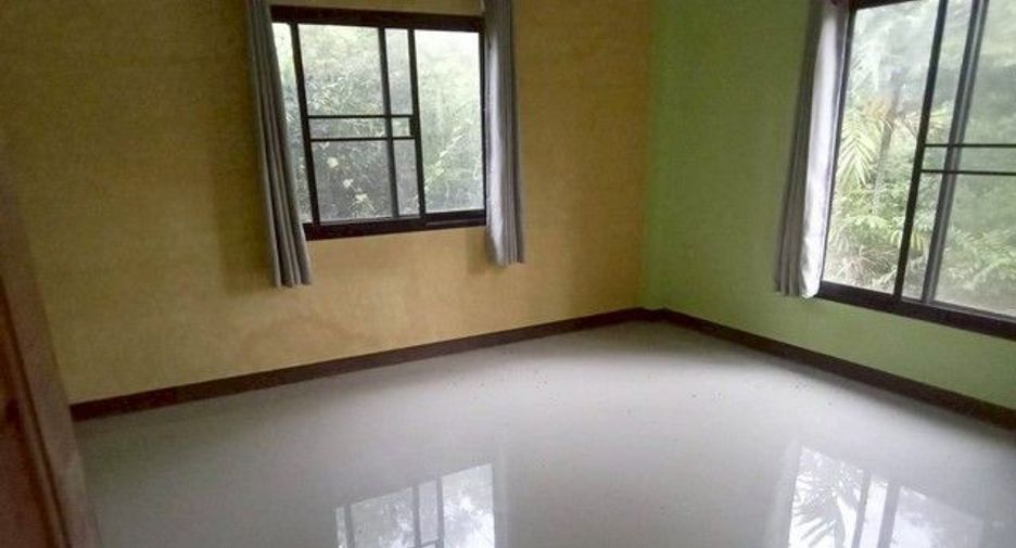For sale 3 bedrooms house in Mueang Chiang Rai, Chiang Rai