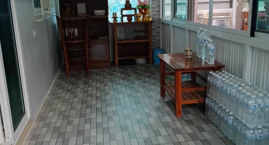 Haus zum Kauf mit 2 Zimmer in Mueang Uttaradit, Uttaradit