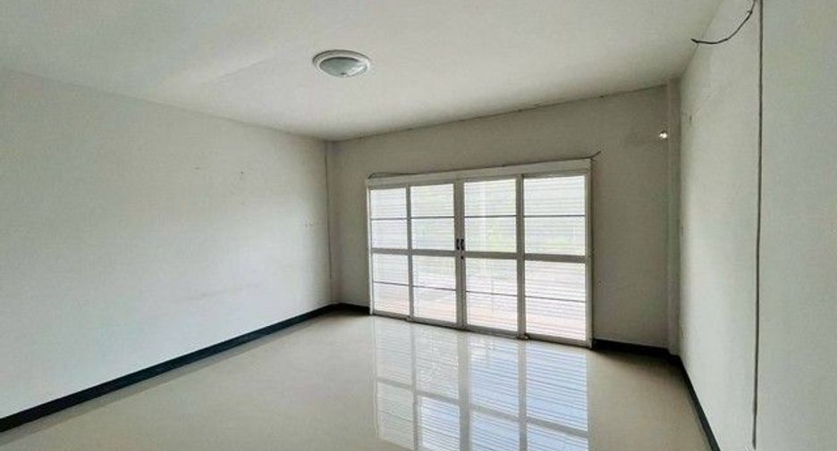 Casa adosada en venta de 3 habitaciones en Mueang Chiang Rai, Chiang Rai