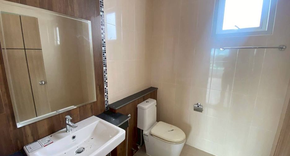 For sale 3 ベッドルーム townhouse in Mueang Chiang Rai, Chiang Rai