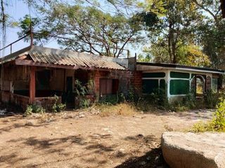 For sale 5 bedrooms house in Mueang Chiang Rai, Chiang Rai