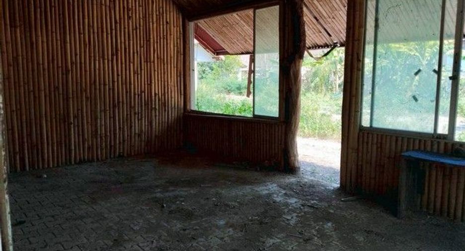 For sale 5 bedrooms house in Mueang Chiang Rai, Chiang Rai