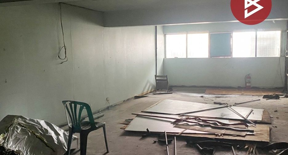 For sale 2 bedrooms retail Space in Bang Khae, Bangkok
