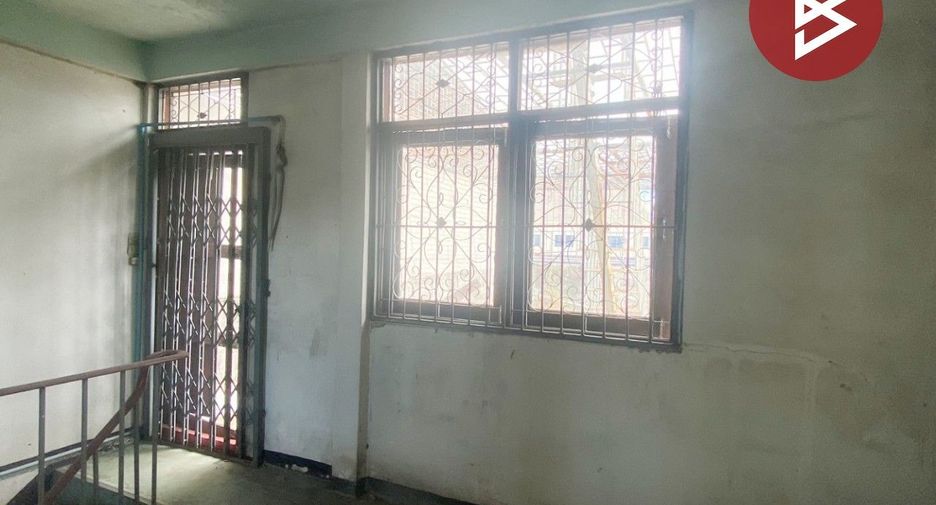 For sale 2 bedrooms retail Space in Bang Khae, Bangkok