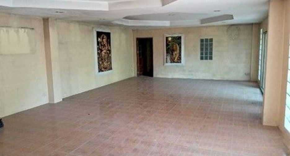 Büro zum Kauf mit 1 Zimmer in Bang Phli, Samut Prakan
