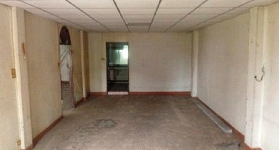 Gewerbefläche zum Kauf mit 1 Zimmer in Bang Phli, Samut Prakan