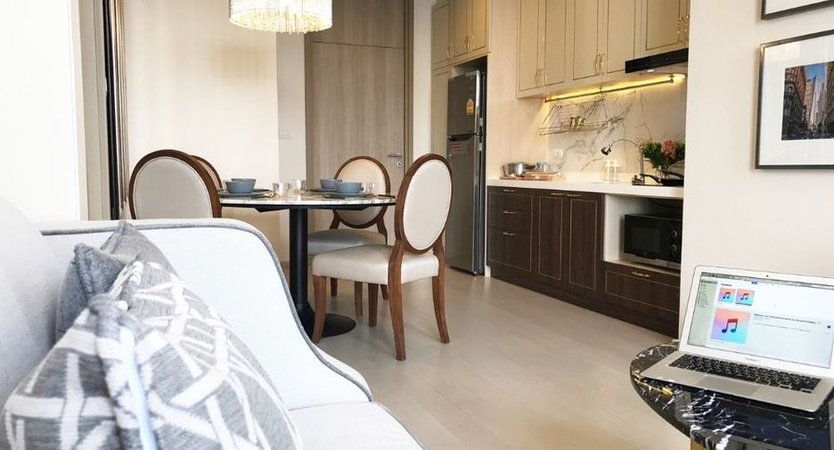 Wohnung zur Miete mit 1 Zimmer in Pathum Wan, Bangkok