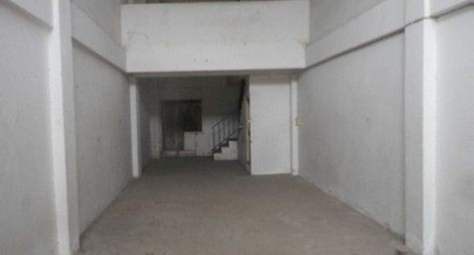 Gewerbefläche zum Kauf mit 1 Zimmer in Bang Phli, Samut Prakan