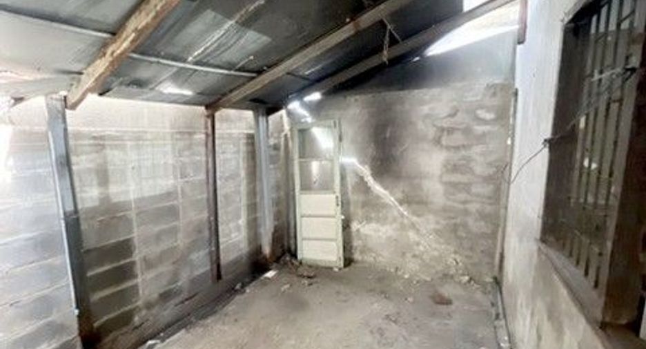 Gewerbefläche zum Kauf mit 1 Zimmer in Bang Phli, Samut Prakan