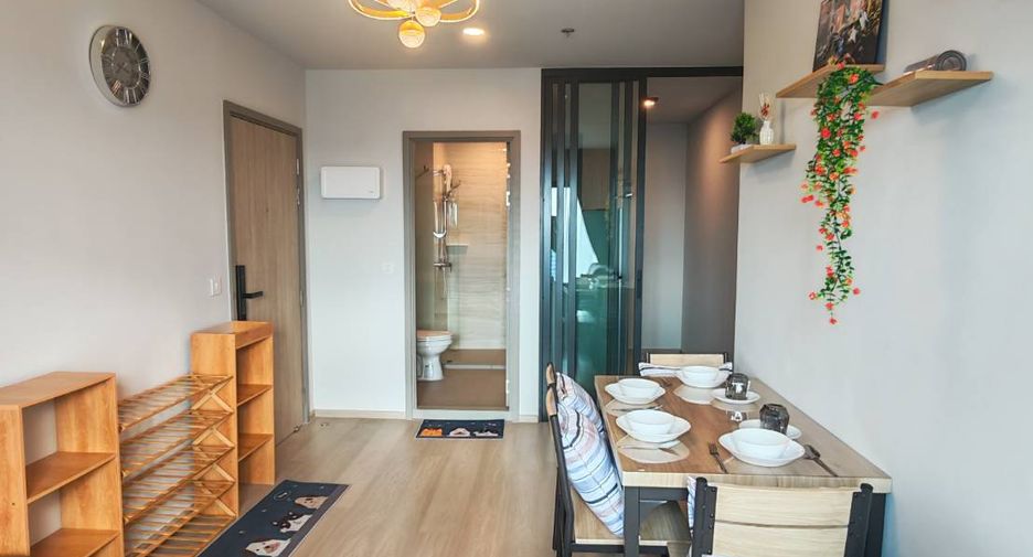 For rent 2 ベッドルーム condo in Phra Khanong, Bangkok