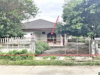 For sale 4 bedrooms house in Mueang Chiang Rai, Chiang Rai