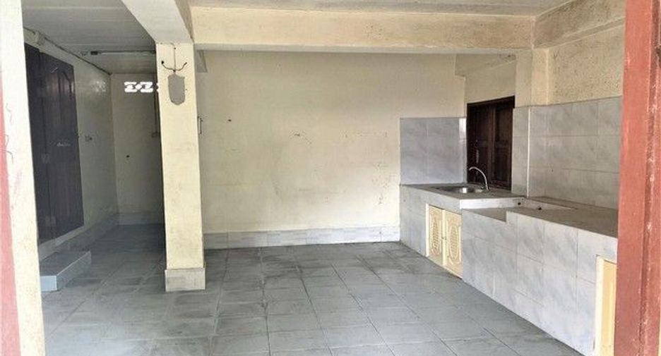 For sale 4 bedrooms house in Mueang Chiang Rai, Chiang Rai