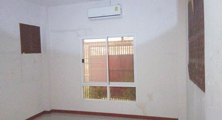 Casa adosada en venta de 3 habitaciones en Mueang Chiang Rai, Chiang Rai