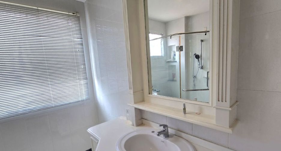 Casa en venta de 3 habitaciones en Prawet, Bangkok