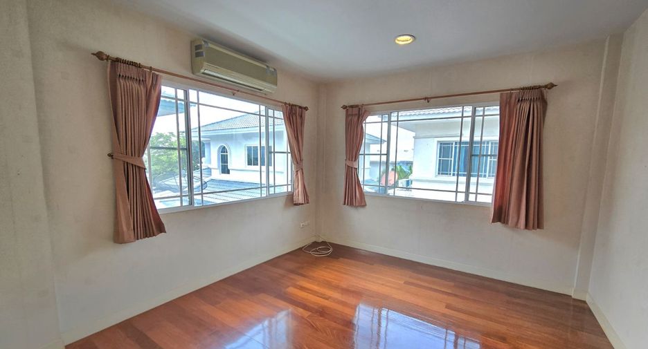 Casa en venta de 3 habitaciones en Prawet, Bangkok