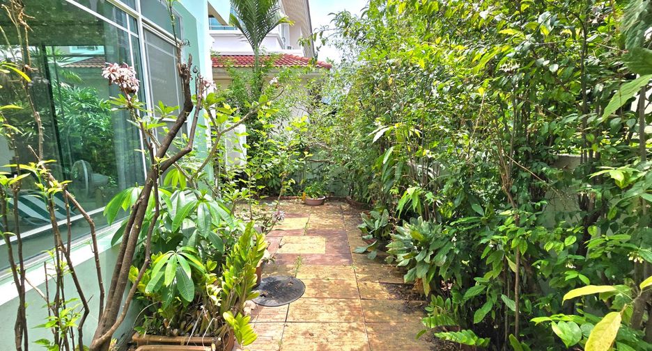 Casa en venta de 3 habitaciones en Prawet, Bangkok