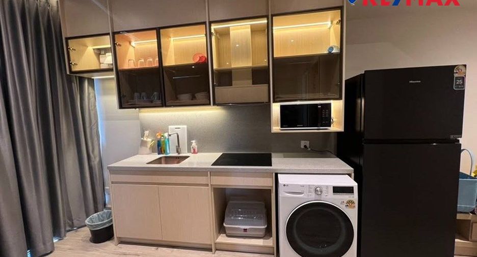 For rent 2 bedrooms condo in Bang Lamung, Chonburi