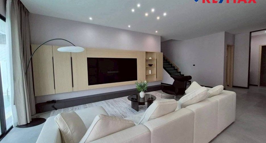 Casa en venta de 5 habitaciones en Jomtien, Pattaya
