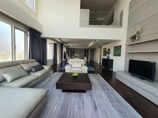For sale 4 bedrooms condo in Khlong Toei, Bangkok