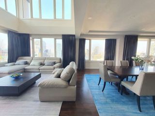 For sale 4 bedrooms condo in Khlong Toei, Bangkok