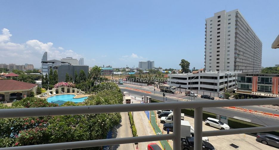 For sale 1 bed condo in Bang Lamung, Chonburi