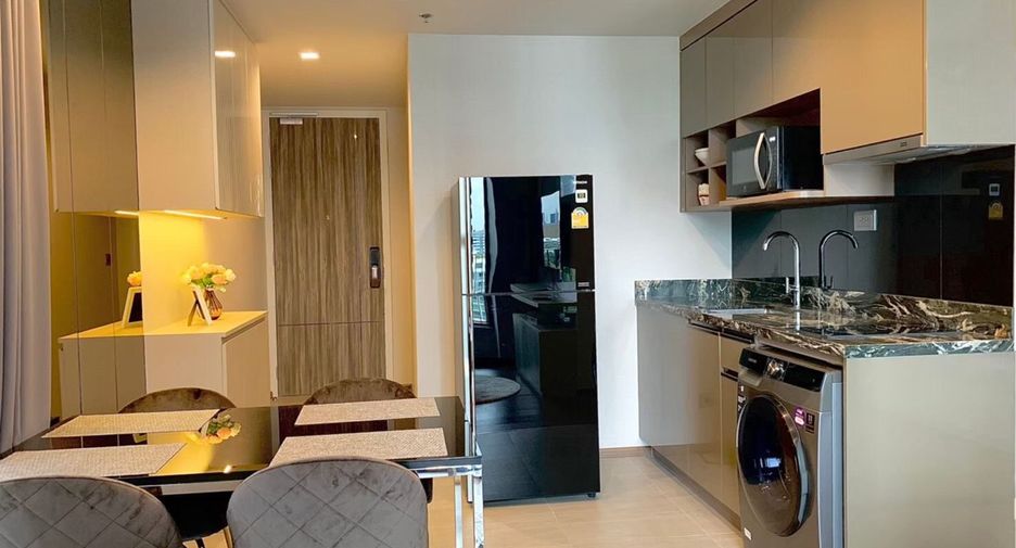 For rent 2 bedrooms condo in Khlong Toei, Bangkok