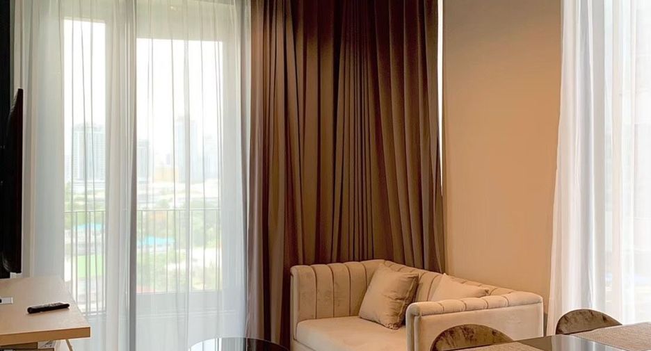 For rent 2 bedrooms condo in Khlong Toei, Bangkok