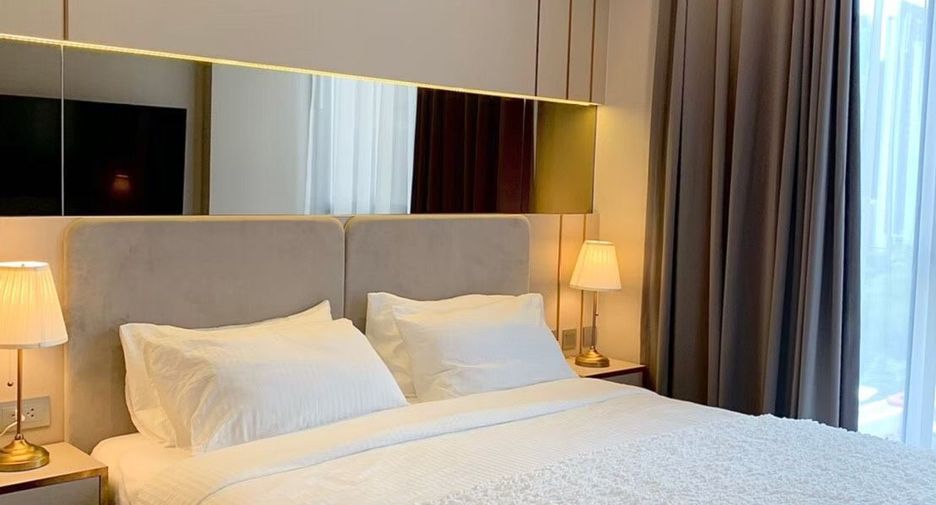 For rent 2 bedrooms condo in Khlong Toei, Bangkok