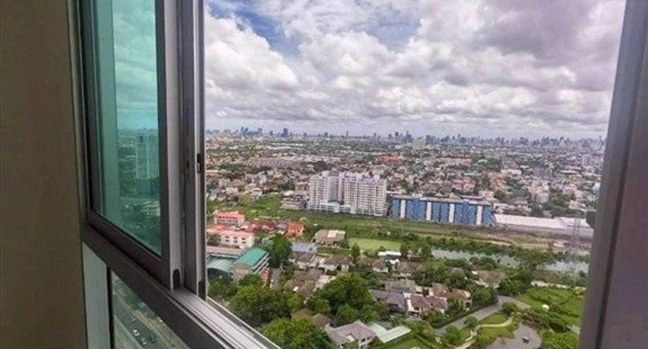 For sale 2 bedrooms condo in Suan Luang, Bangkok